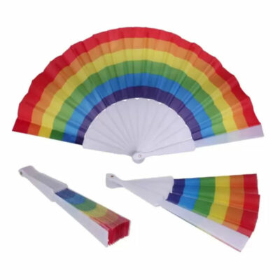 PRIDE – VENTAGLIO IN TESSUTO CON BANDIERA LGBT