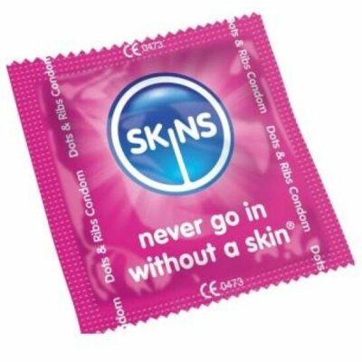 SKINS PRESERVATIVI DOTS & RIBS BAG 500 UDS